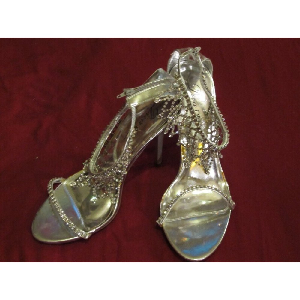 Vintage Diso Shoes Size 8 By Diva Dva Never Worn Silver Rhinestones